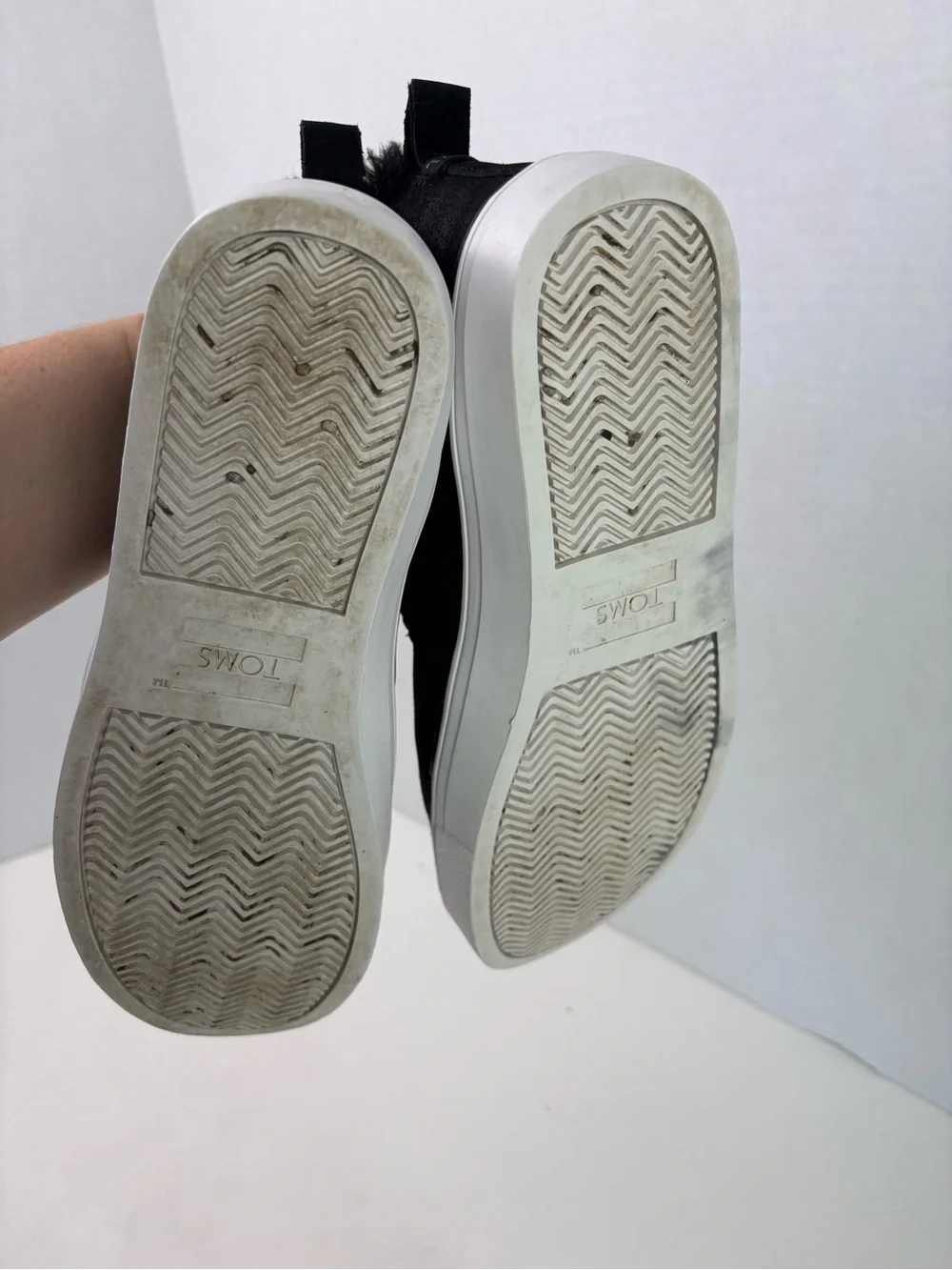 Toms Black Slip-On Fur-Lined Casual Loafers